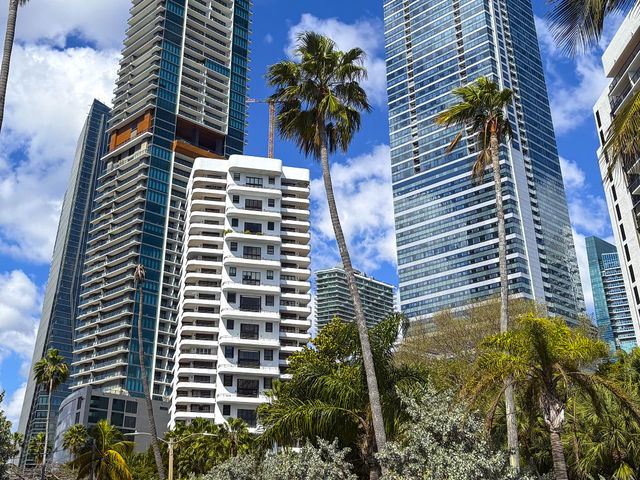 Brickell East Condo photo 3